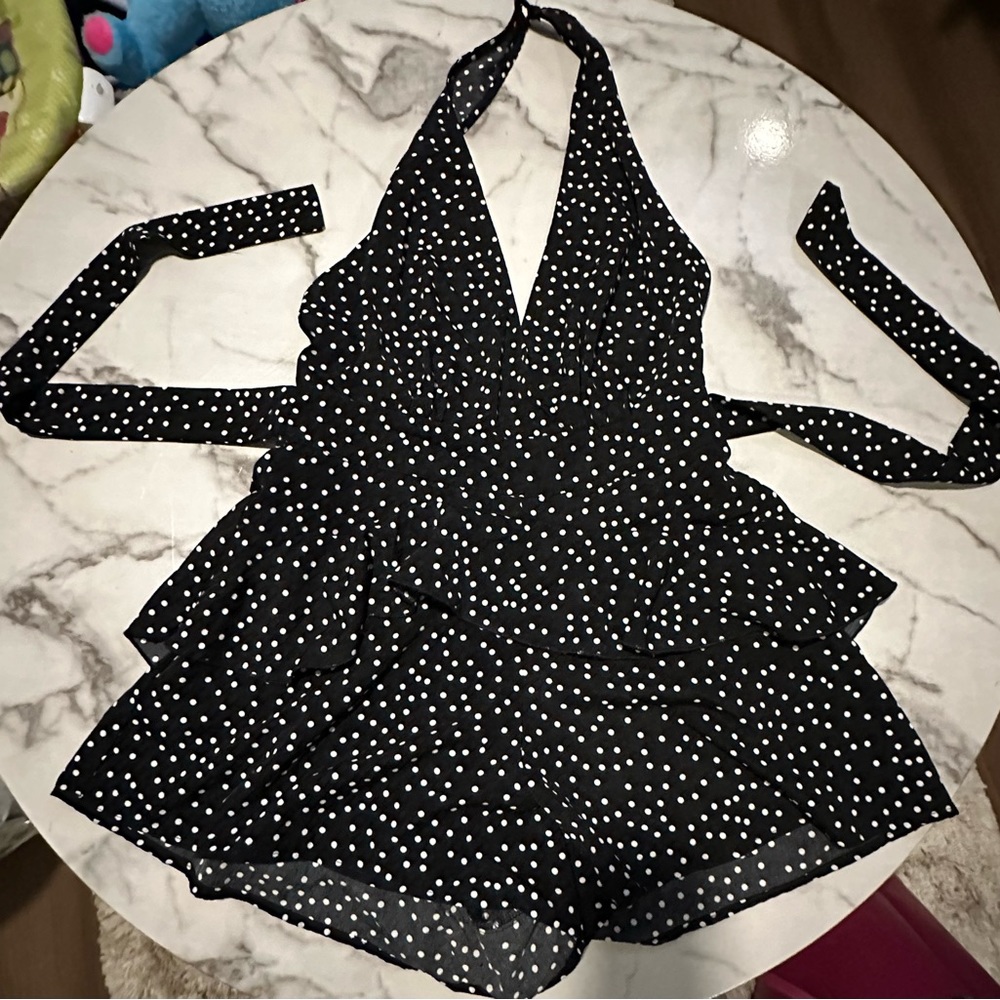 The romper has never worn.